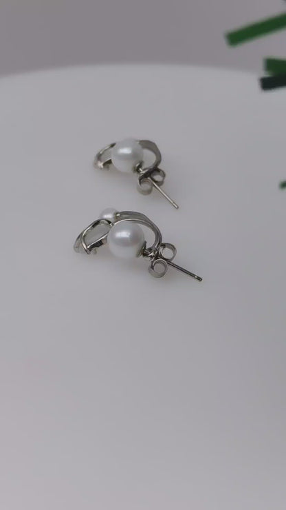 Tulip Pearl  Sterling Silver 925-Earring